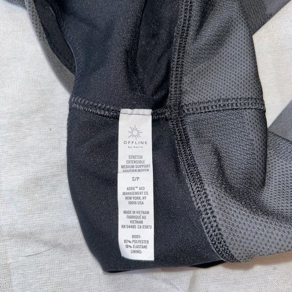 Offline by aerie sports bra size small - Picture 4 of 4